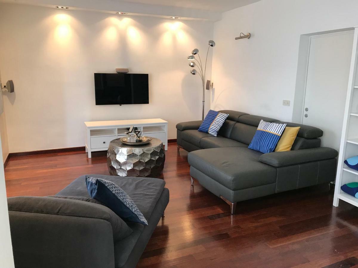 Apartment Francos Primošten Esterno foto
